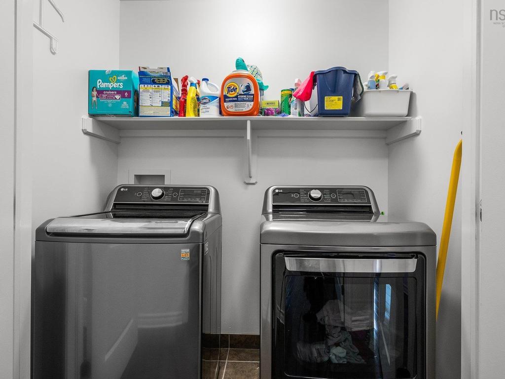 












279 Bently Drive

,
Halifax,




NS
B3S 0A9

