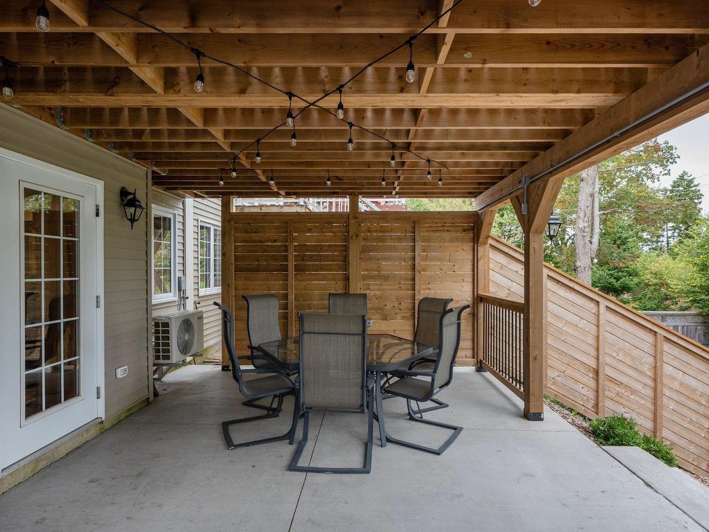 












279 Bently Drive

,
Halifax,




NS
B3S 0A9

