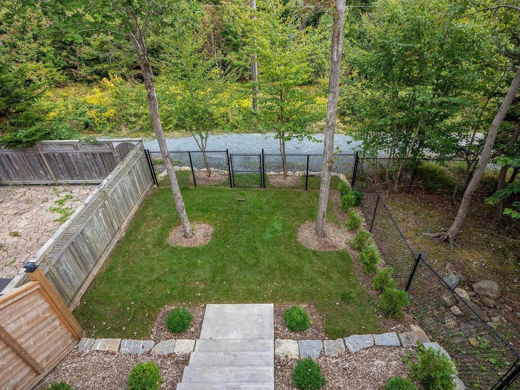 












279 Bently Drive

,
Halifax,




NS
B3S 0A9

