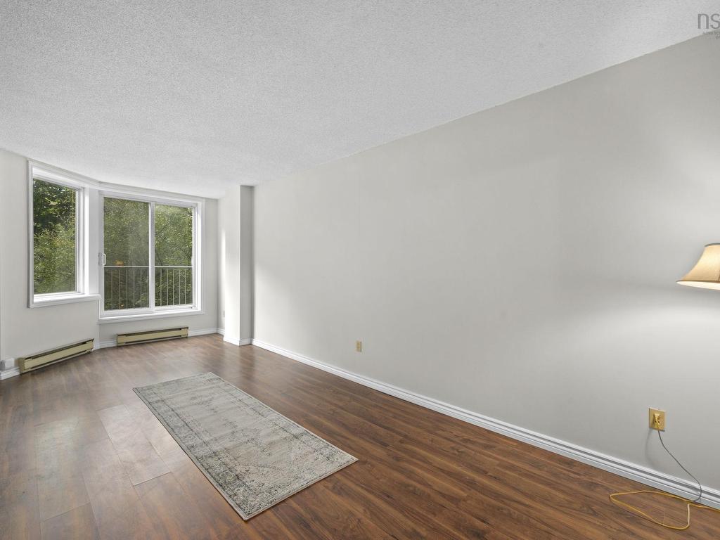 












208 1326 LOWER WATER Street

,
Halifax,




NS
B3J 3R3

