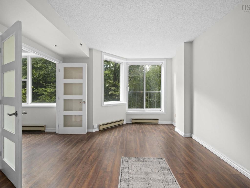 












208 1326 LOWER WATER Street

,
Halifax,




NS
B3J 3R3

