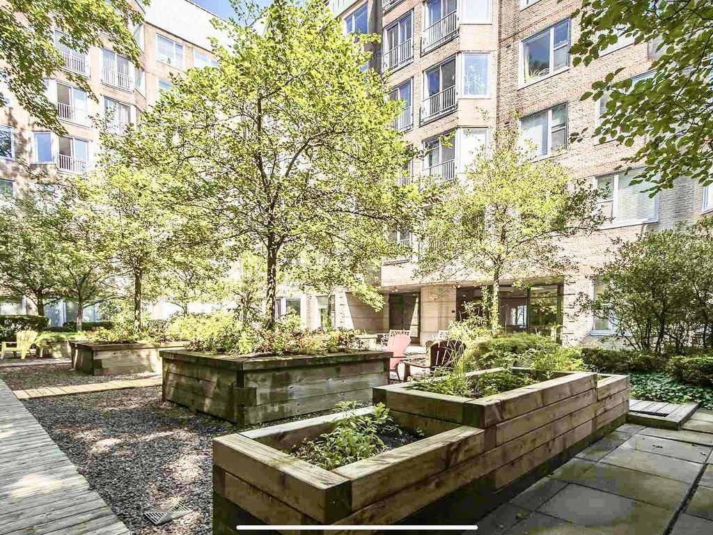 












208 1326 LOWER WATER Street

,
Halifax,




NS
B3J 3R3

