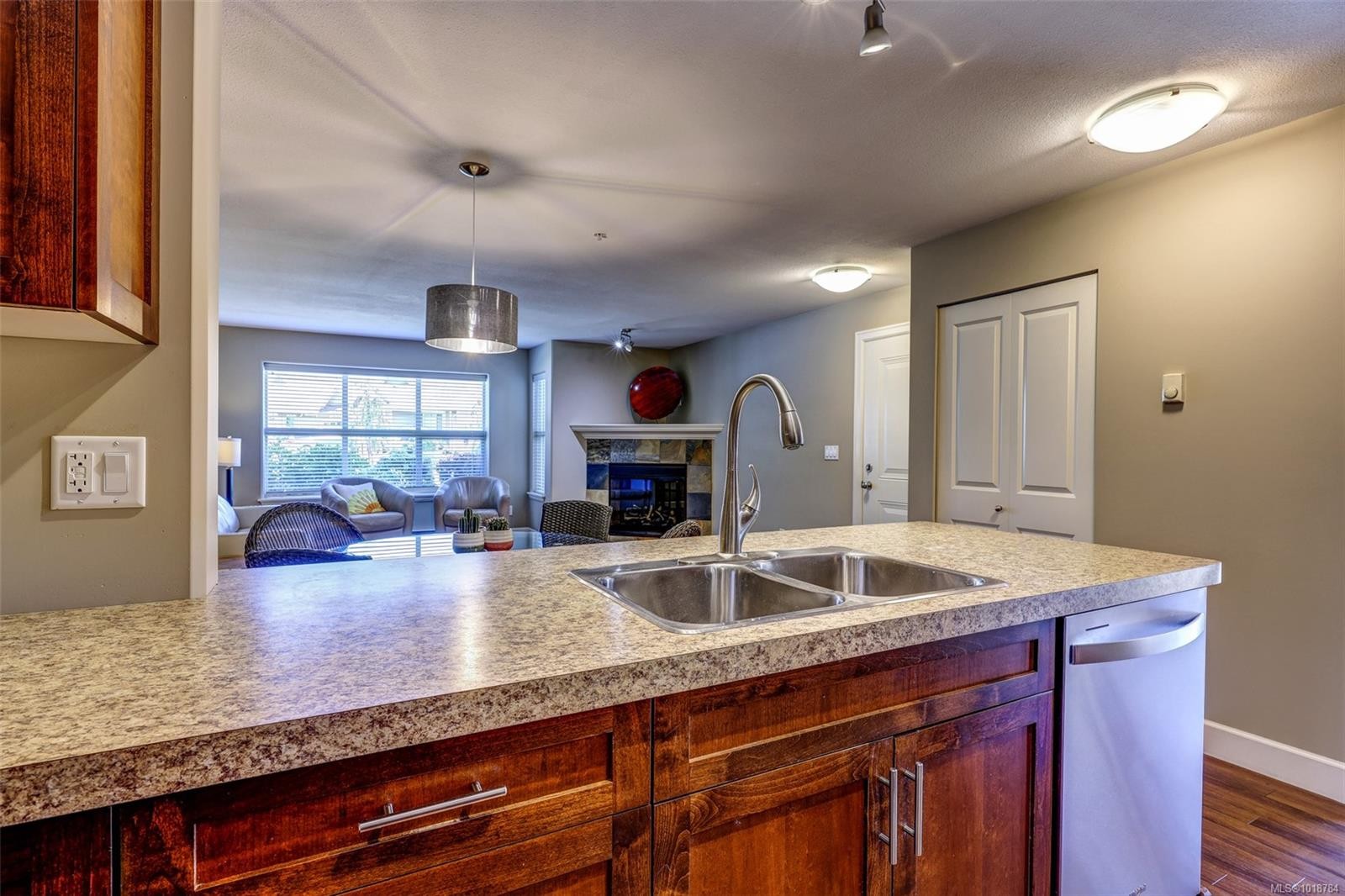 









5945


Kaden

Pl, 101,
Nanaimo,




BC
V9T 0B5

