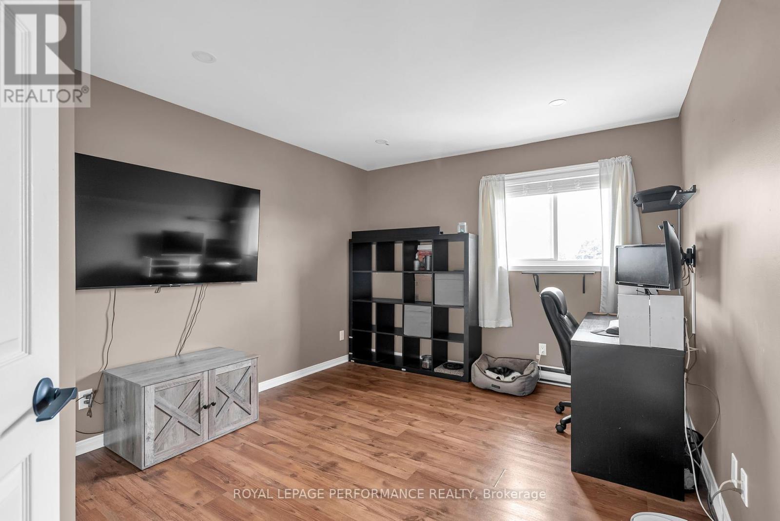 












373 IVAN CRESCENT

,
Cornwall,




Ontario
K6H7C7

