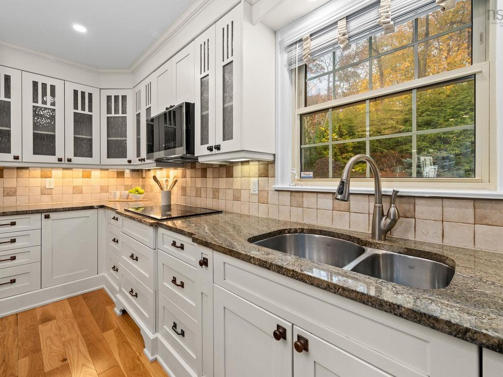 












1111 Rockcliffe Street

,
Halifax,




NS
B3H 3Y7

