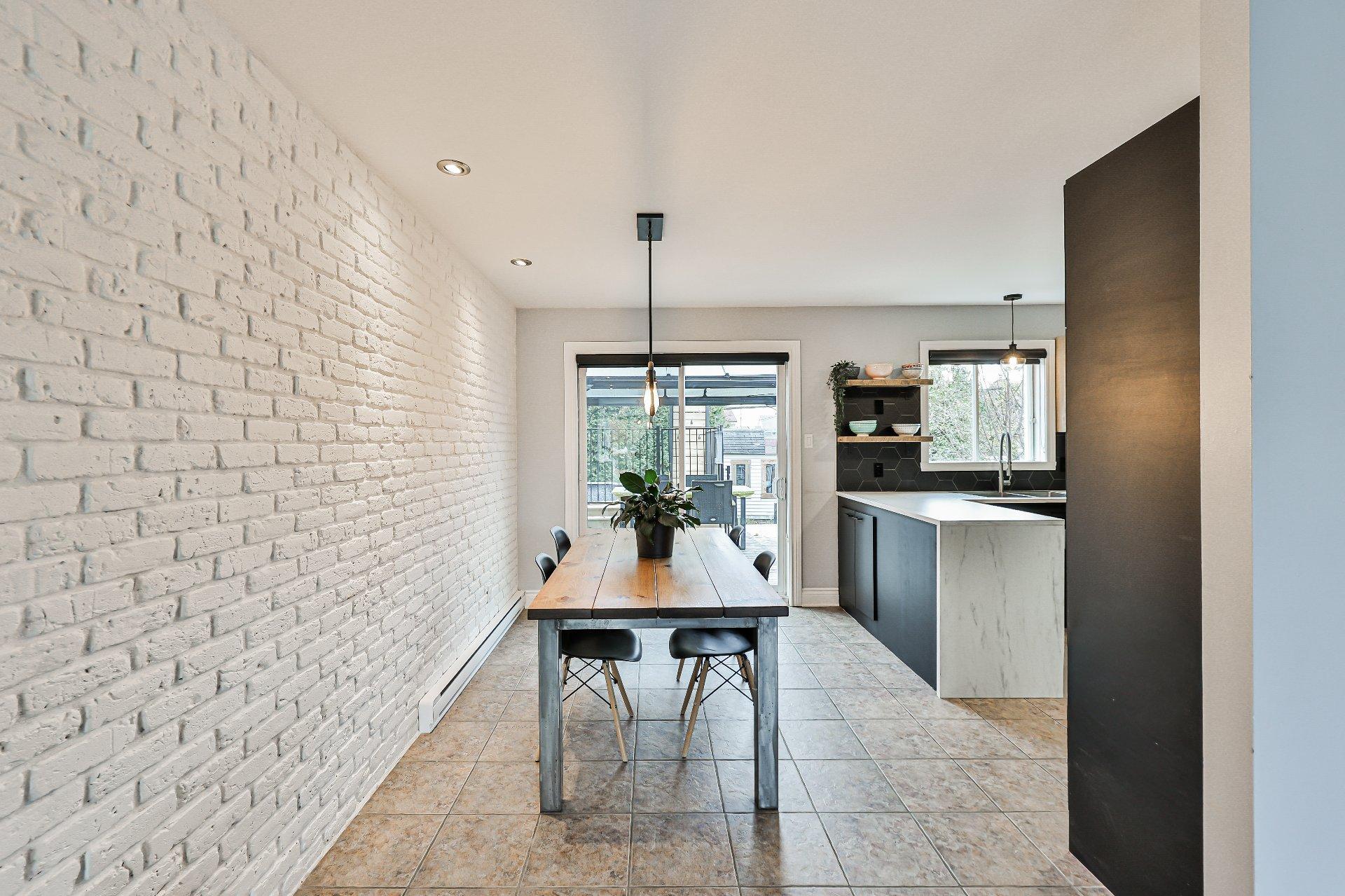 









185


Rue Amanda-Alarie

,
Repentigny (Le Gardeur),




QC
J5Z3X7

