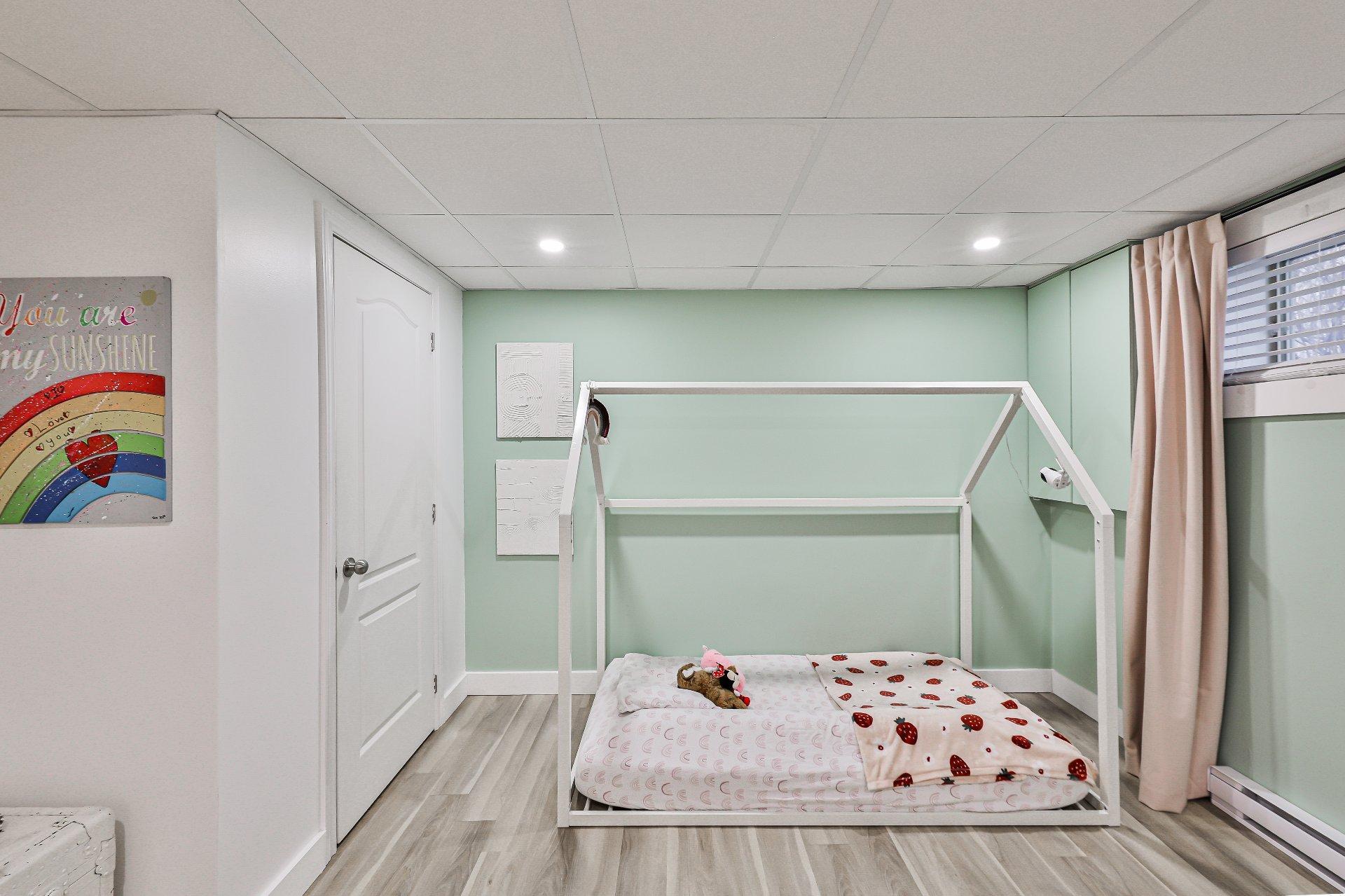 









185


Rue Amanda-Alarie

,
Repentigny (Le Gardeur),




QC
J5Z3X7

