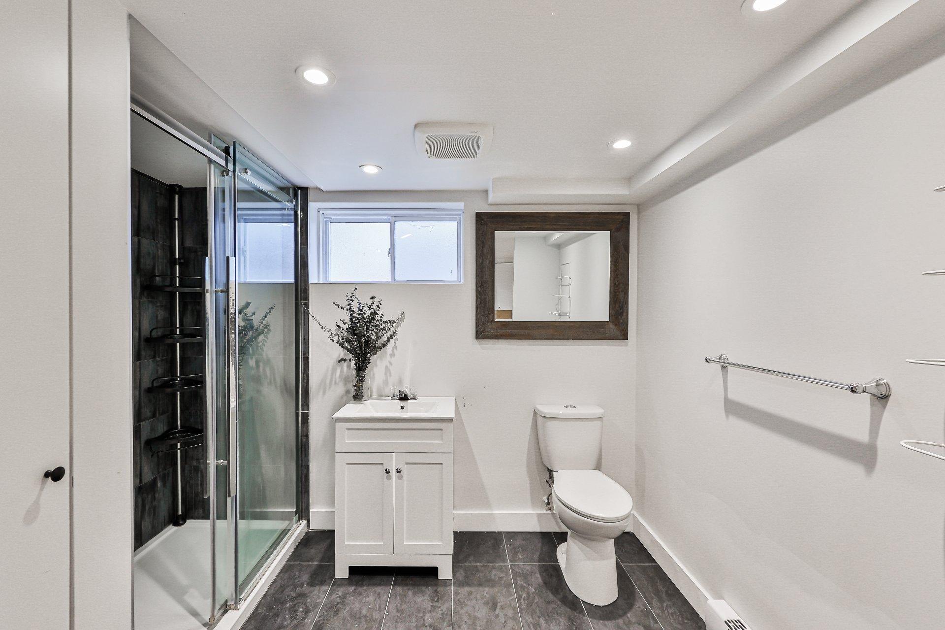 









185


Rue Amanda-Alarie

,
Repentigny (Le Gardeur),




QC
J5Z3X7

