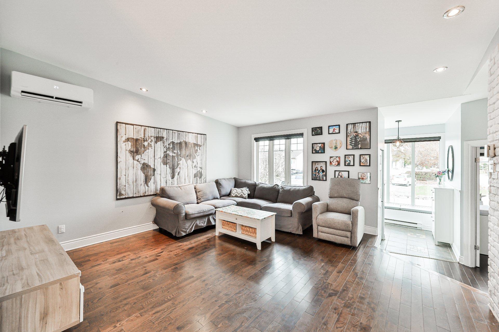 









185


Rue Amanda-Alarie

,
Repentigny (Le Gardeur),




QC
J5Z3X7

