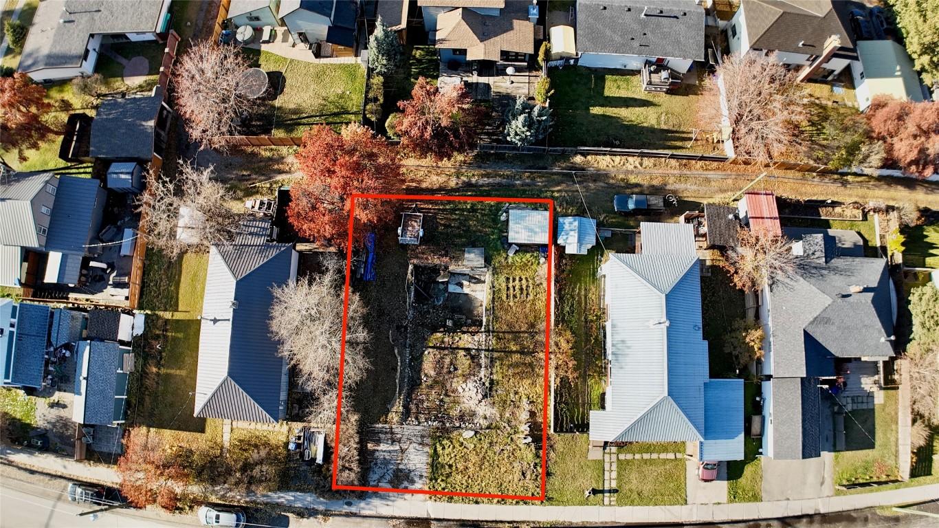 









121


1st

Avenue,
Fernie,







BC
V0B 1M0

