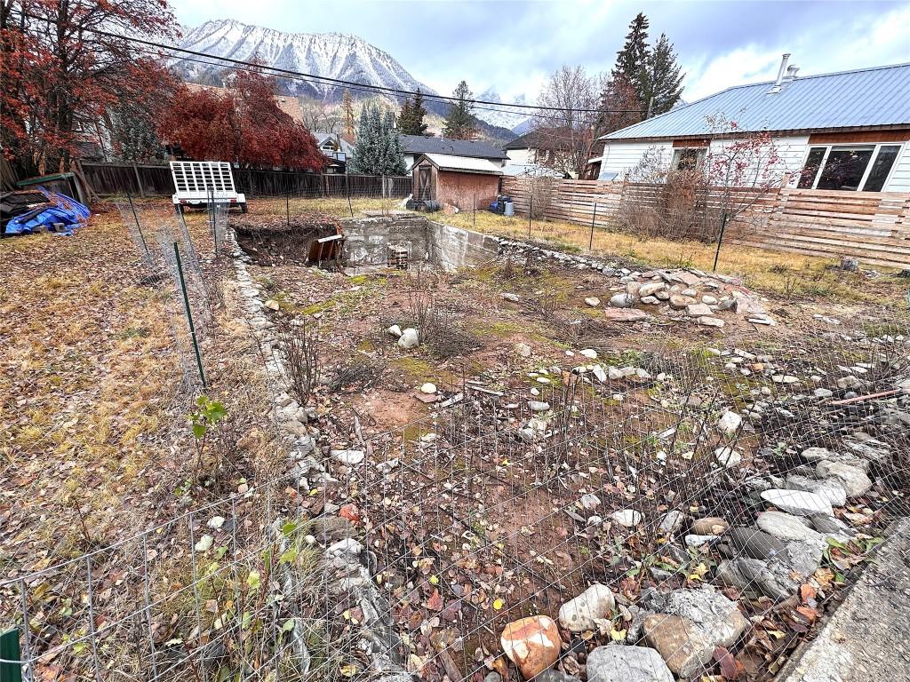 









121


1st

Avenue,
Fernie,







BC
V0B 1M0

