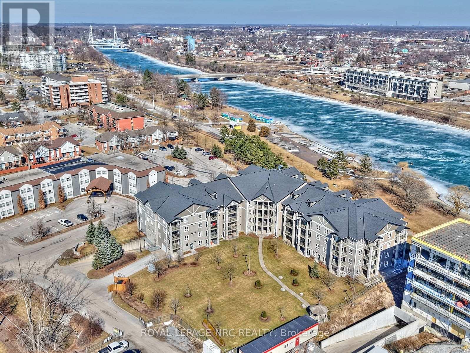 












1309 - 330 PRINCE CHARLES DRIVE S

,
Welland (Broadway),




Ontario
L3C7B3

