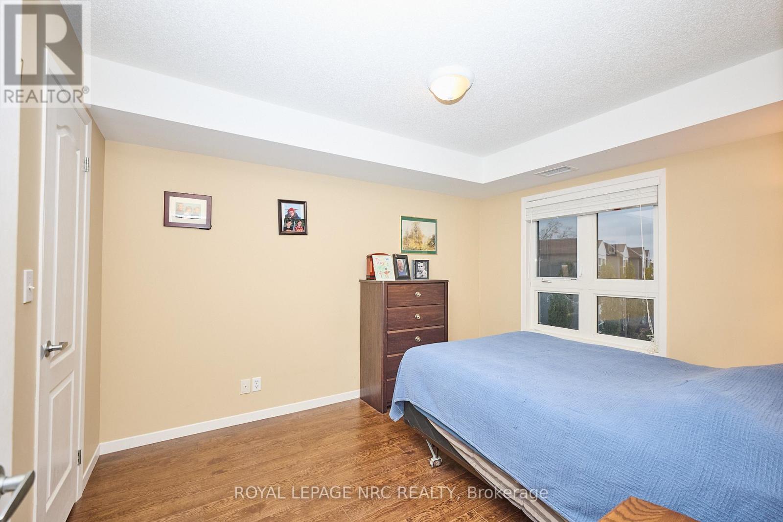 












1309 - 330 PRINCE CHARLES DRIVE S

,
Welland (Broadway),




Ontario
L3C7B3

