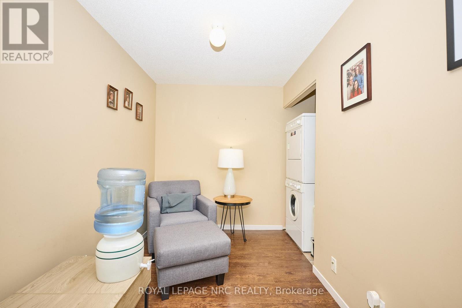 












1309 - 330 PRINCE CHARLES DRIVE S

,
Welland (Broadway),




Ontario
L3C7B3

