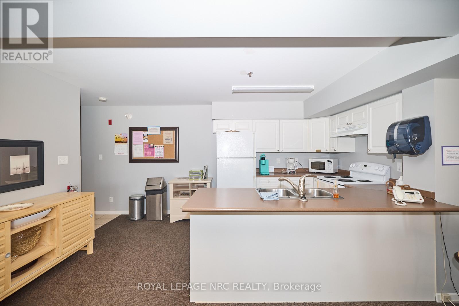 












1309 - 330 PRINCE CHARLES DRIVE S

,
Welland (Broadway),




Ontario
L3C7B3

