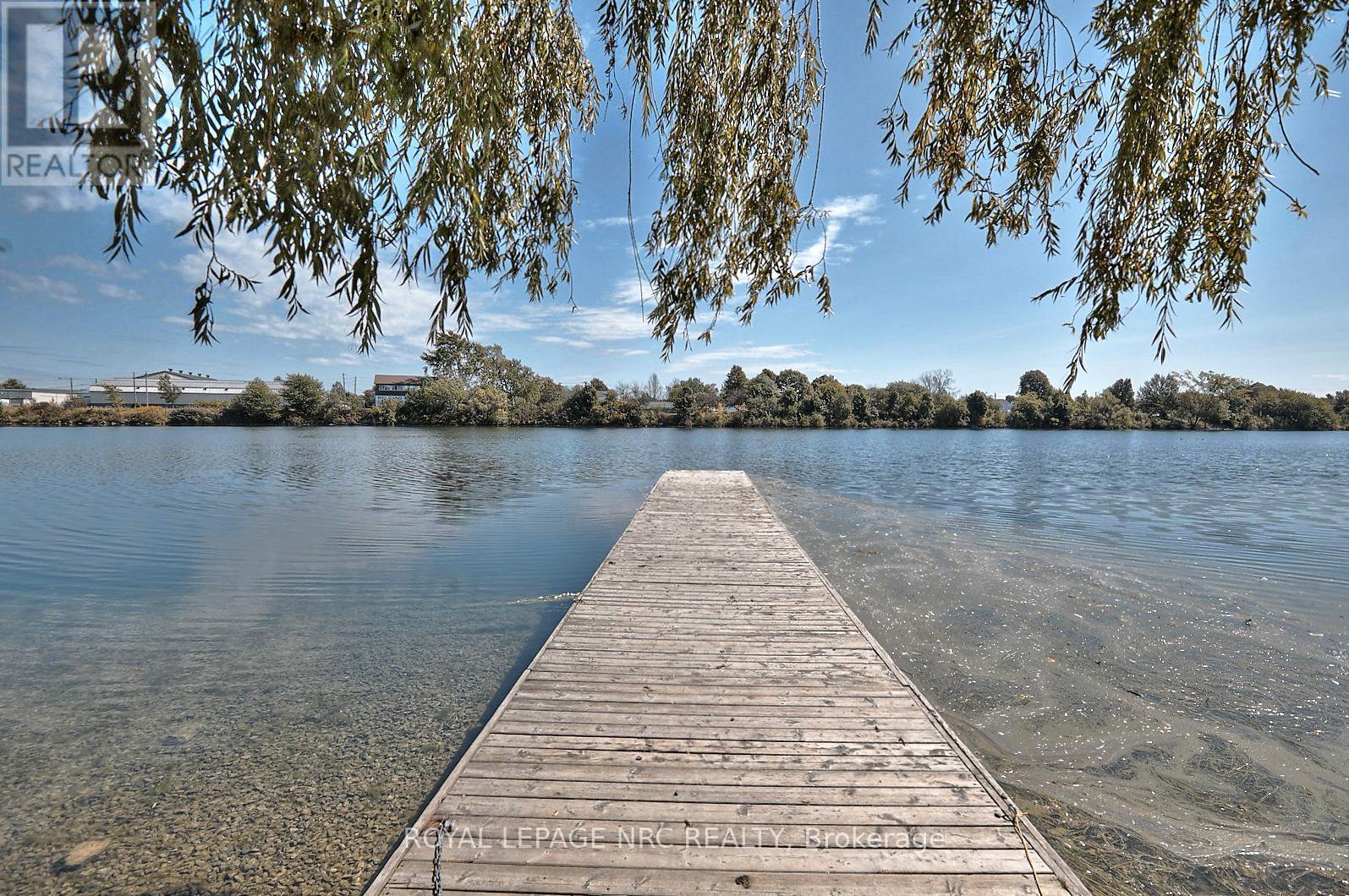 












1309 - 330 PRINCE CHARLES DRIVE S

,
Welland (Broadway),




Ontario
L3C7B3

