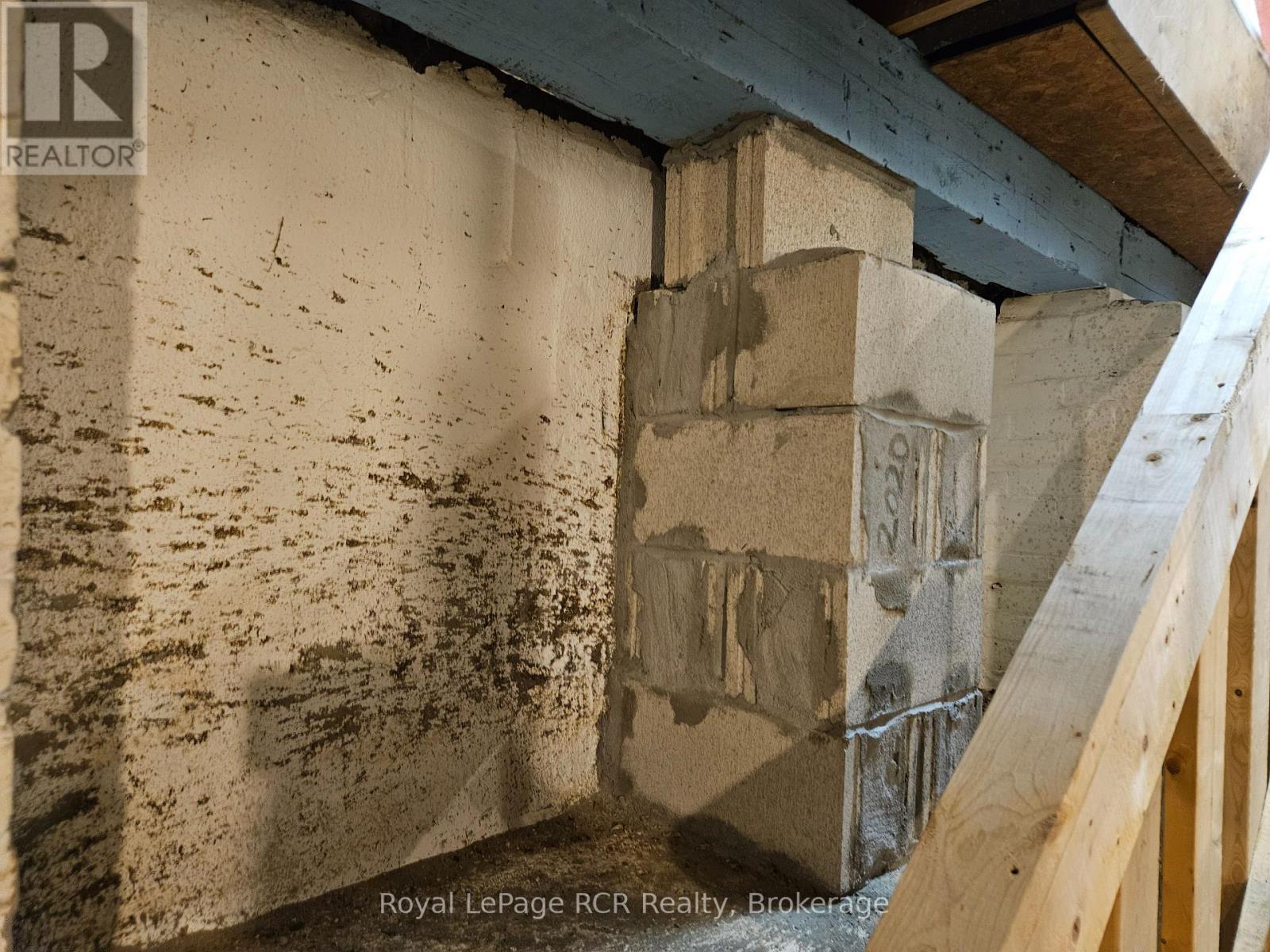 












236 8TH STREET E

,
Owen Sound,




Ontario
N4K1L1

