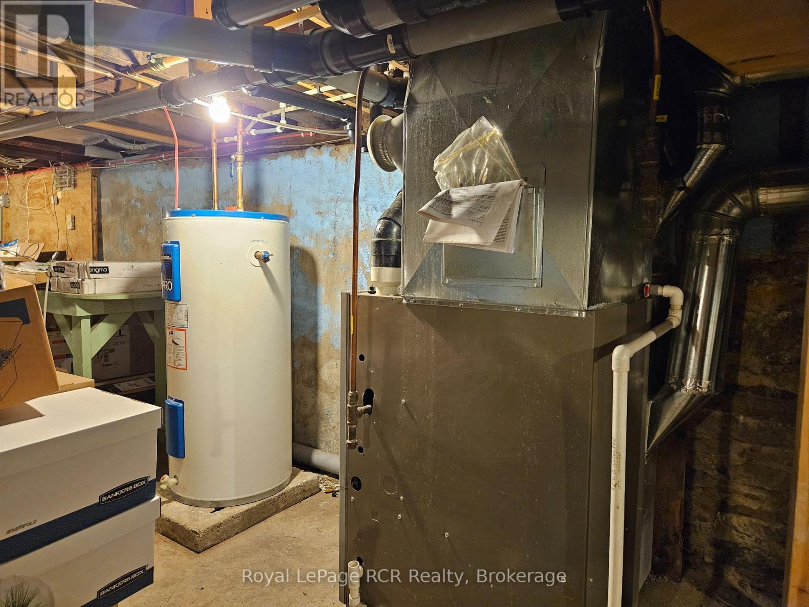 












236 8TH STREET E

,
Owen Sound,




Ontario
N4K1L1

