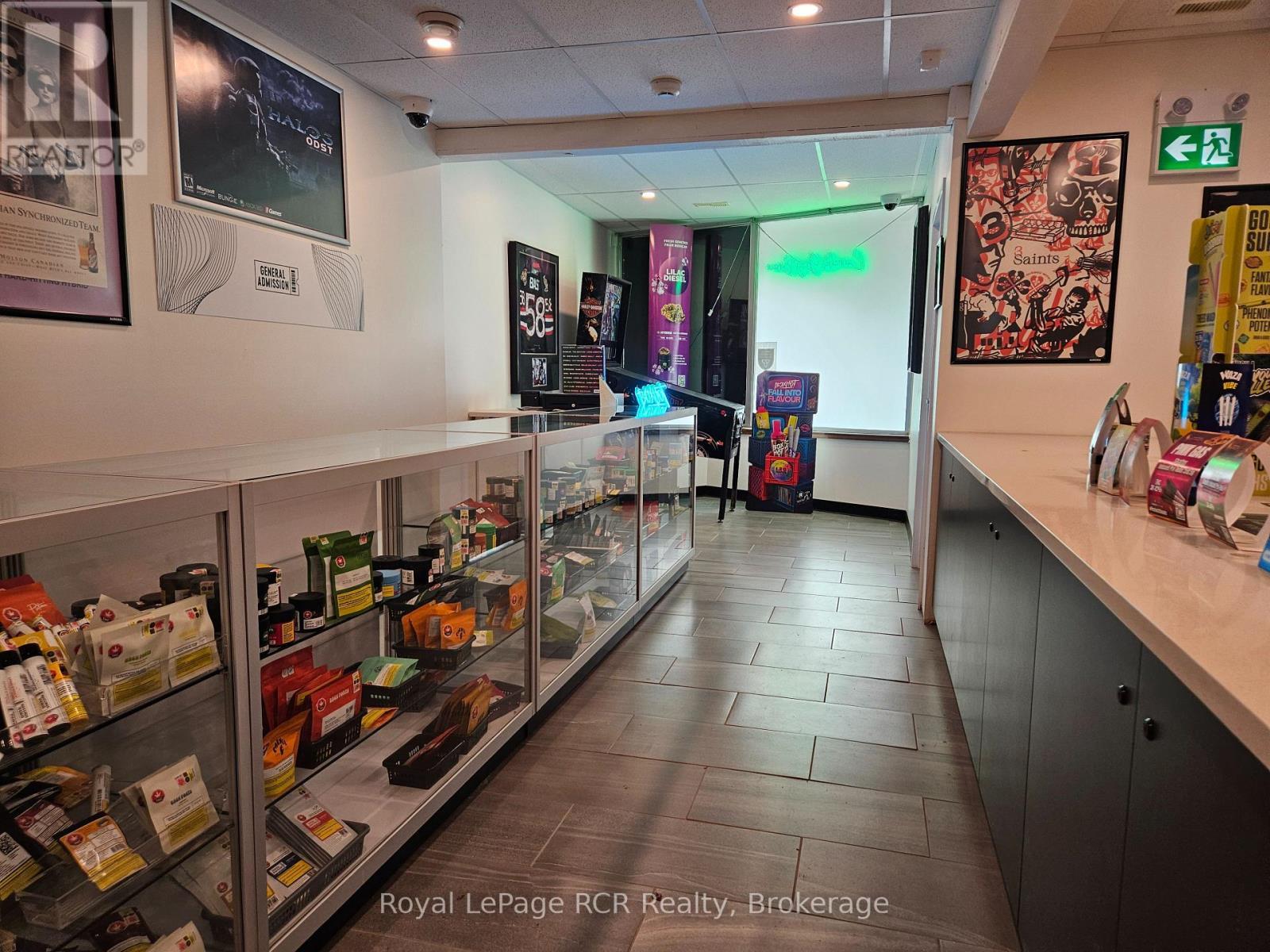 












236 8TH STREET E

,
Owen Sound,




Ontario
N4K1L1

