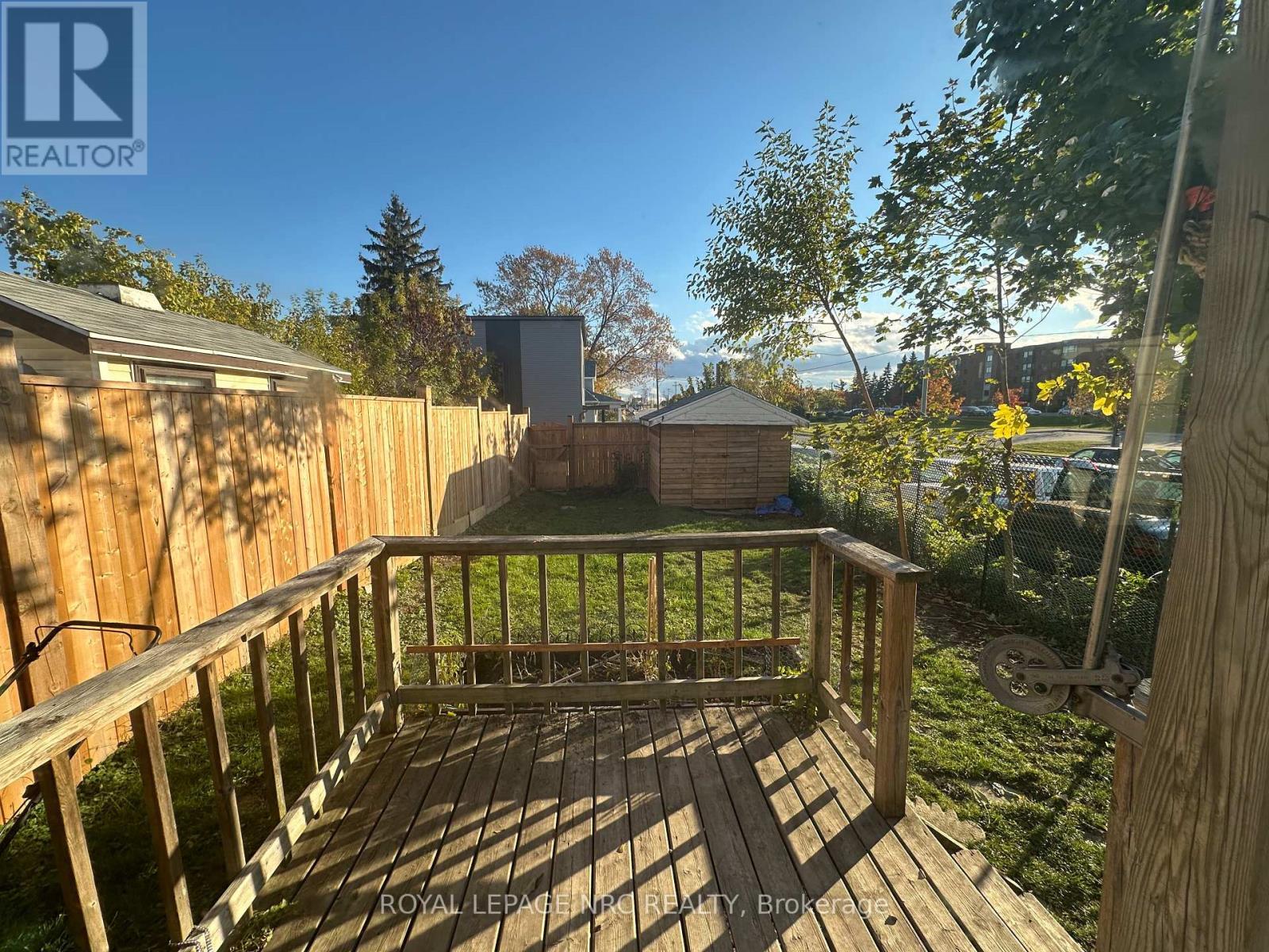 












3 PORTLAND STREET

,
Thorold (Thorold Downtown),




Ontario
L2V1R9

