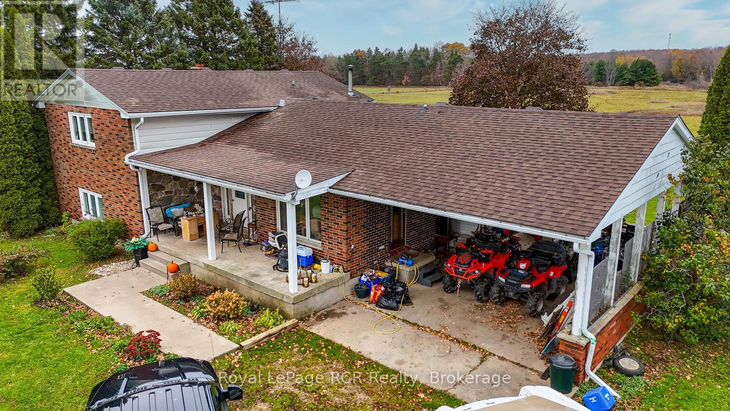 












177839 GREY RD 18 ROAD

,
Georgian Bluffs,







Ontario
N4K5N5

