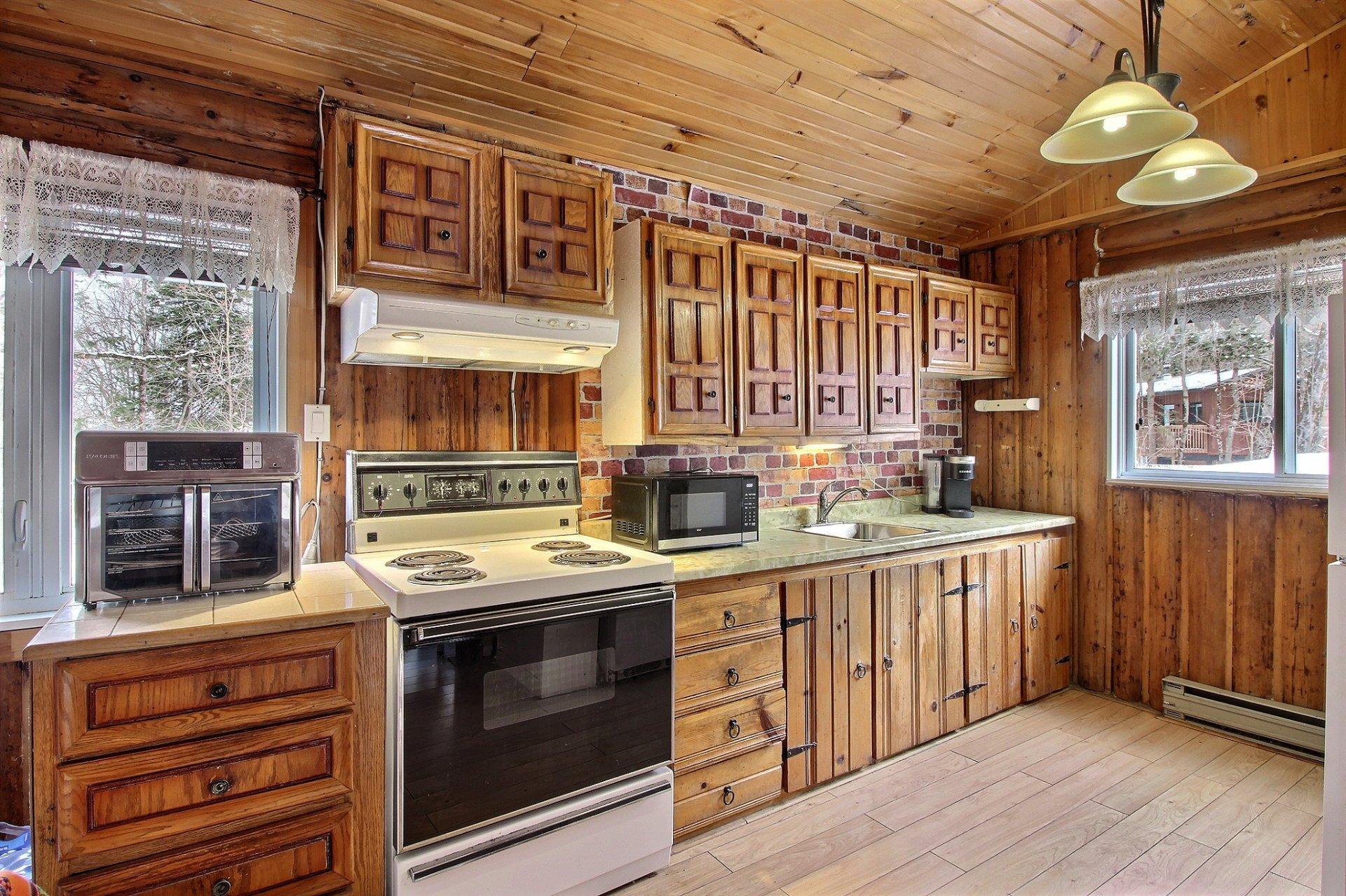 









23


Ch. du Gros-Rocher

,
Harrington,




QC
J8G2T1

