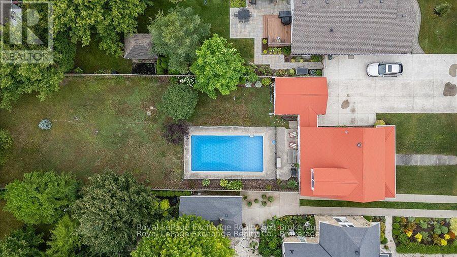 












40 GROSVENOR STREET S

,
Saugeen Shores,




Ontario
N0H2L0

