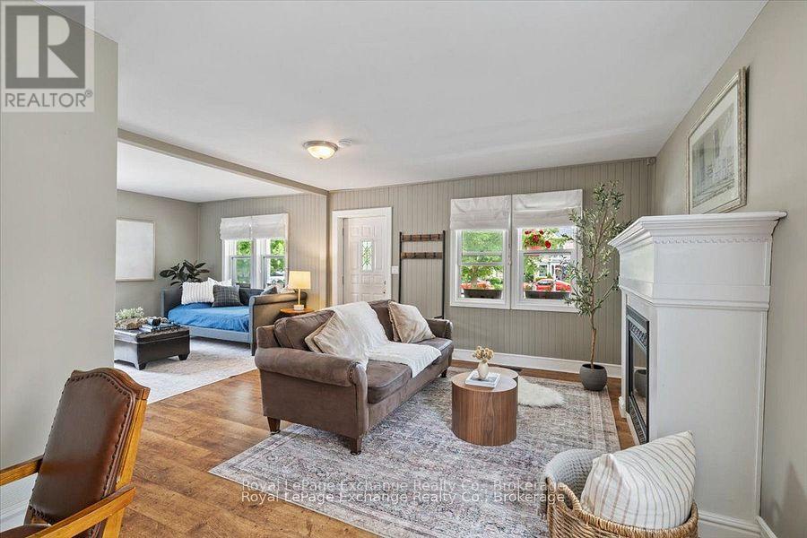 












40 GROSVENOR STREET S

,
Saugeen Shores,




Ontario
N0H2L0

