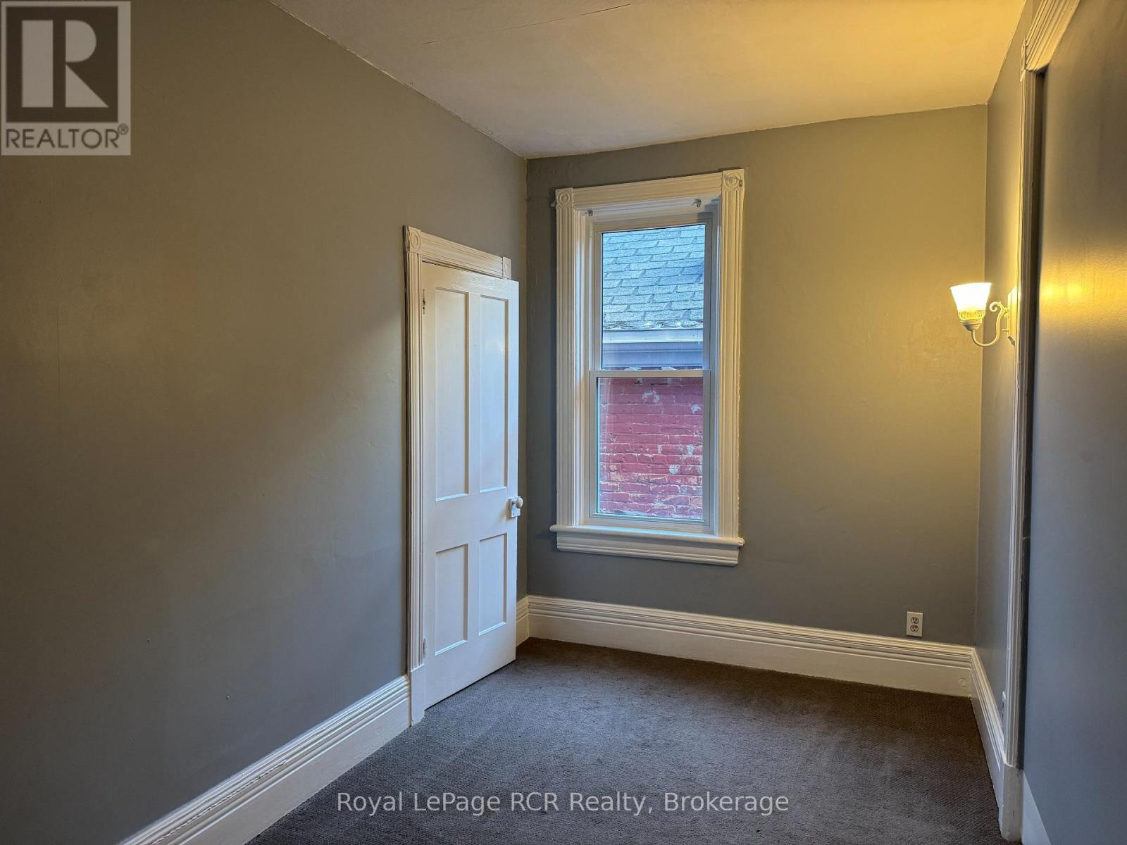 












1096 4TH AVENUE E

,
Owen Sound,




Ontario
N4K2P2

