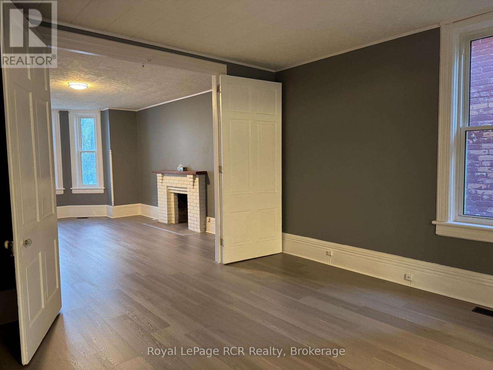 












1096 4TH AVENUE E

,
Owen Sound,




Ontario
N4K2P2

