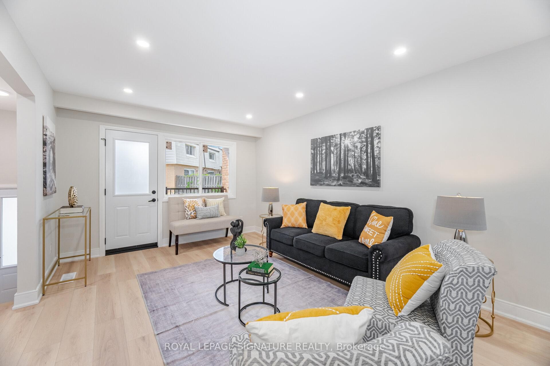 









3175


Kirwin

Avenue, 64,
Mississauga,




ON
L5A 3M4

