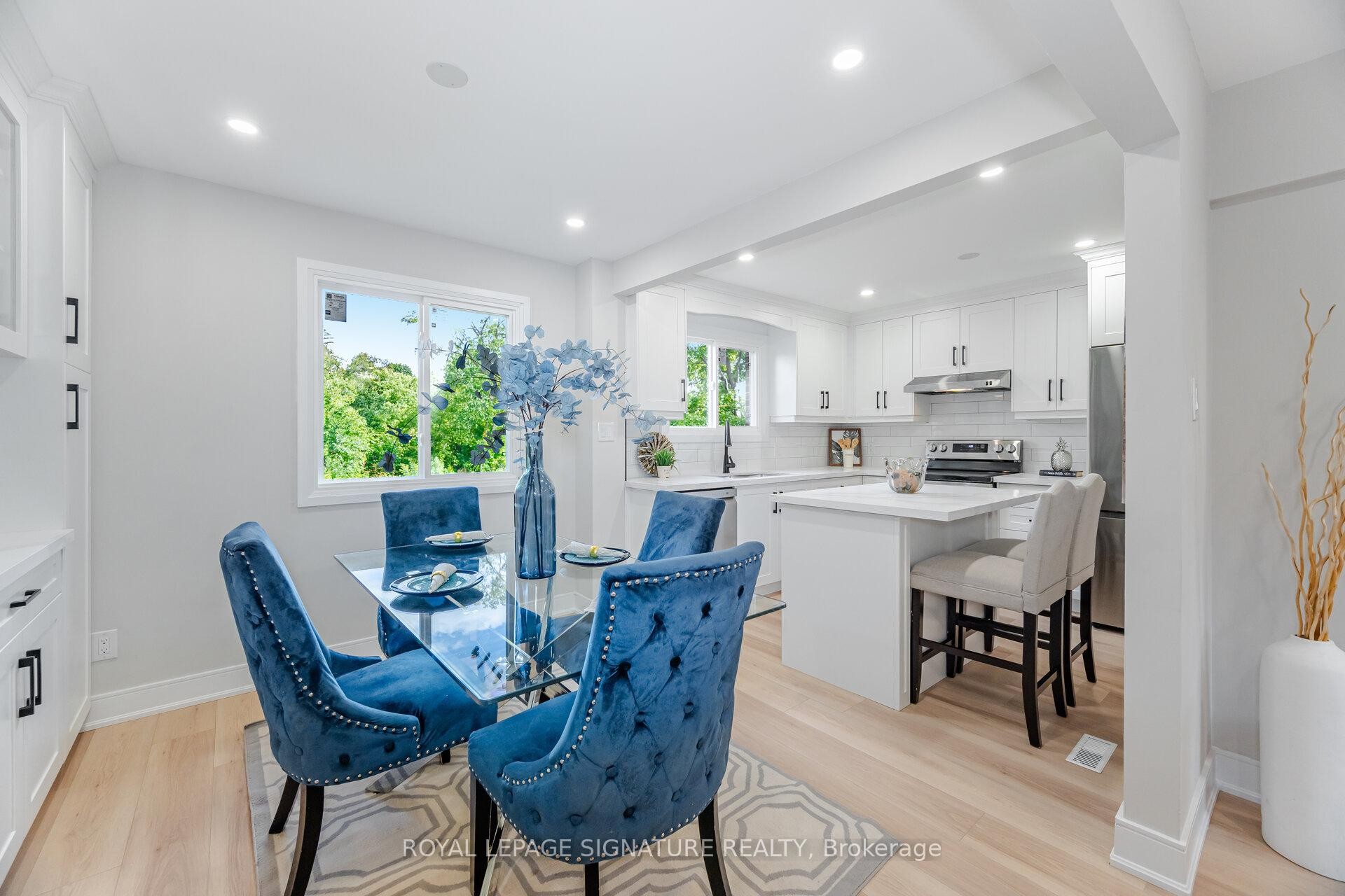 









3175


Kirwin

Avenue, 64,
Mississauga,




ON
L5A 3M4

