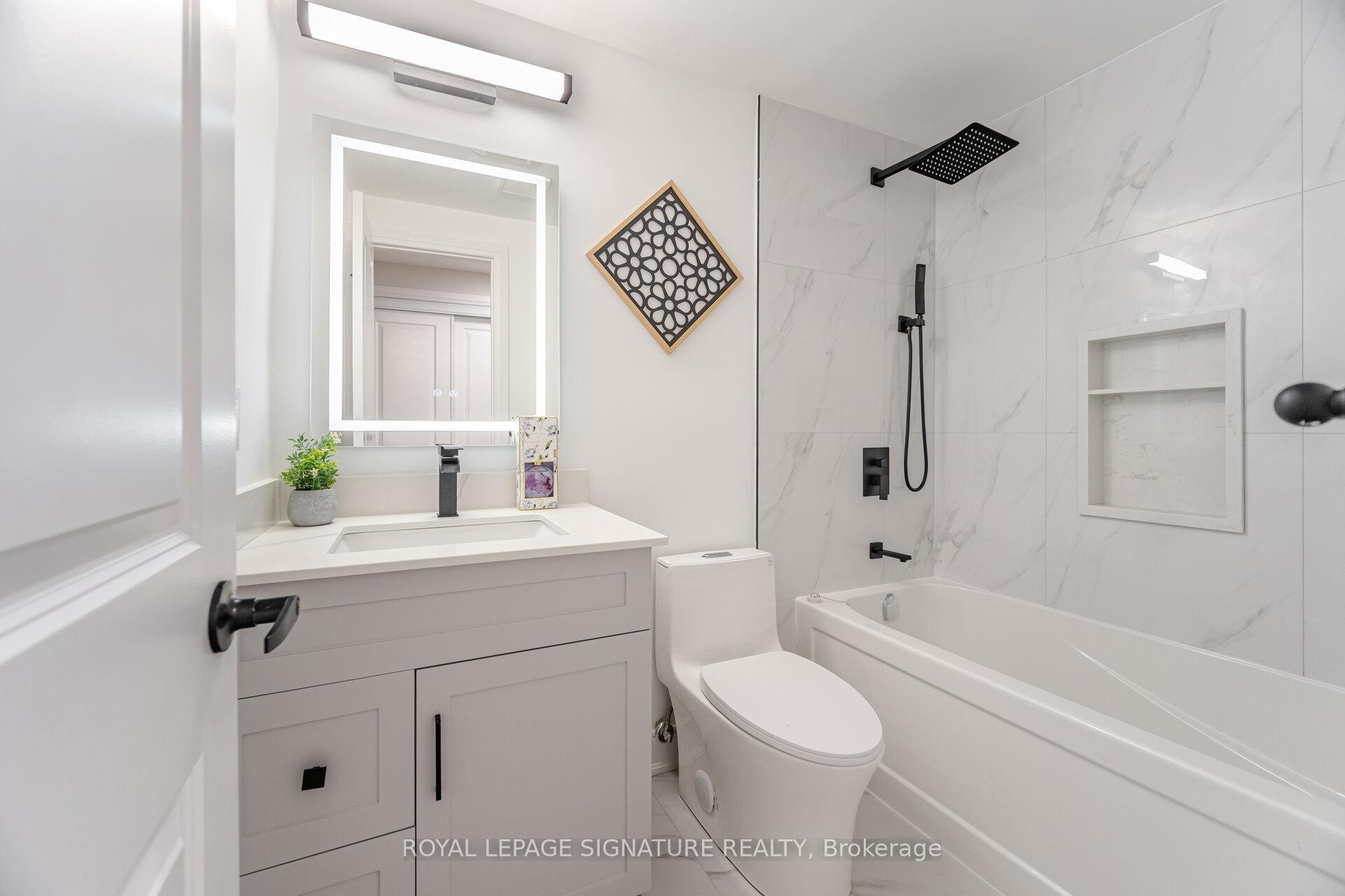 









3175


Kirwin

Avenue, 64,
Mississauga,




ON
L5A 3M4

