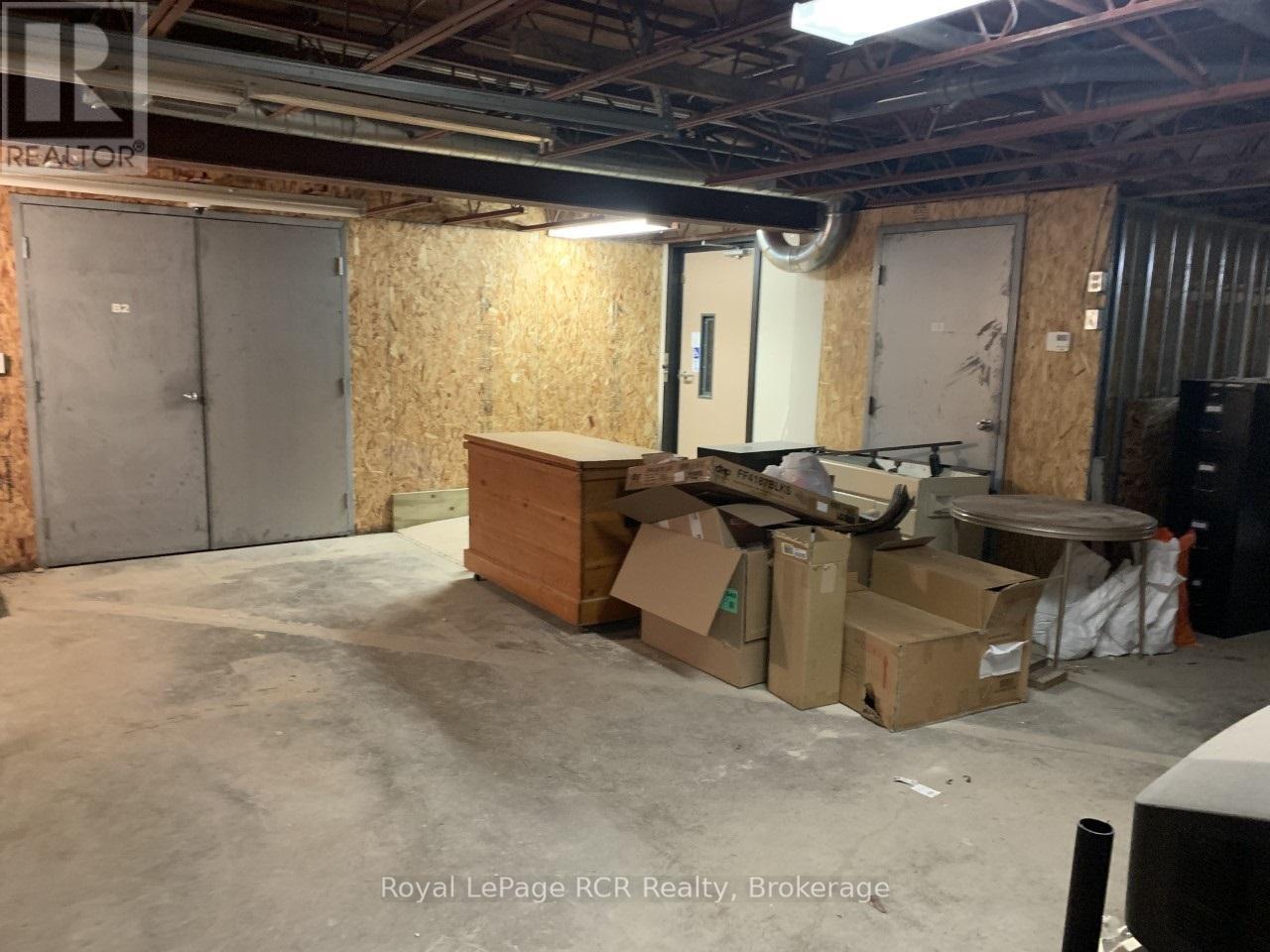 












1010 9TH AVENUE W

,
Georgian Bluffs,




Ontario
N4K2G0

