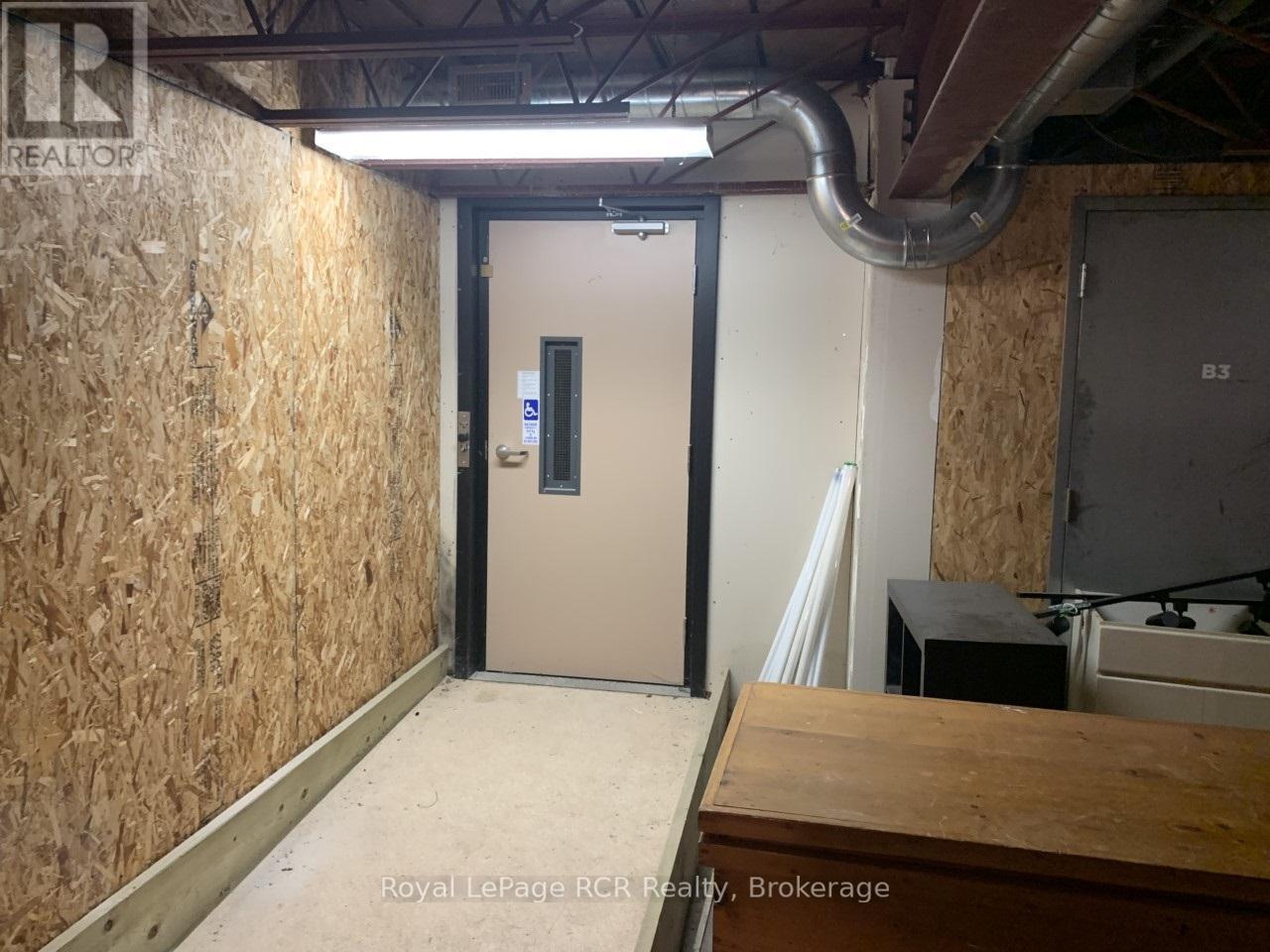 












1010 9TH AVENUE W

,
Georgian Bluffs,




Ontario
N4K2G0

