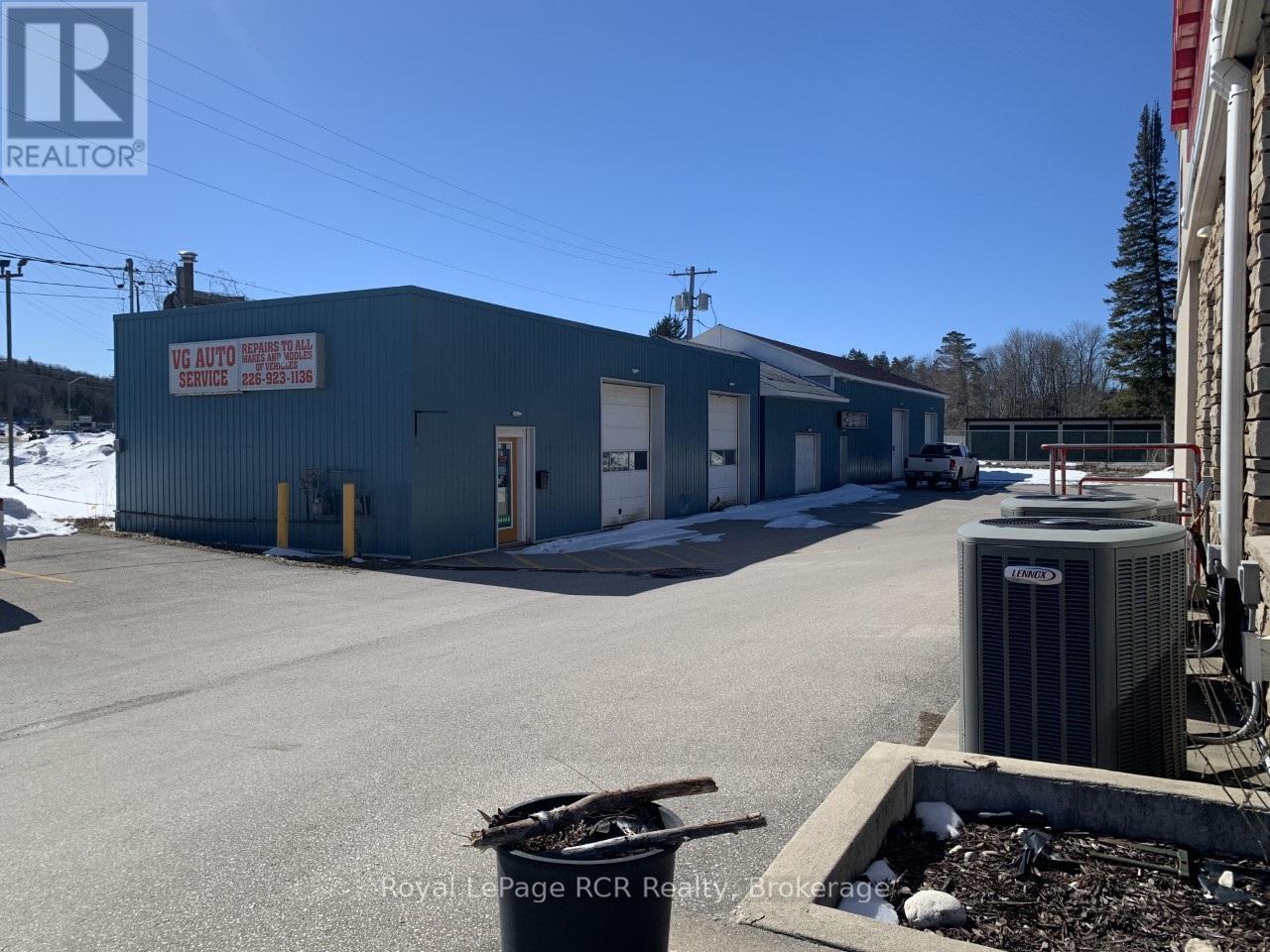 












1010 9TH AVENUE W

,
Georgian Bluffs,




Ontario
N4K2G0

