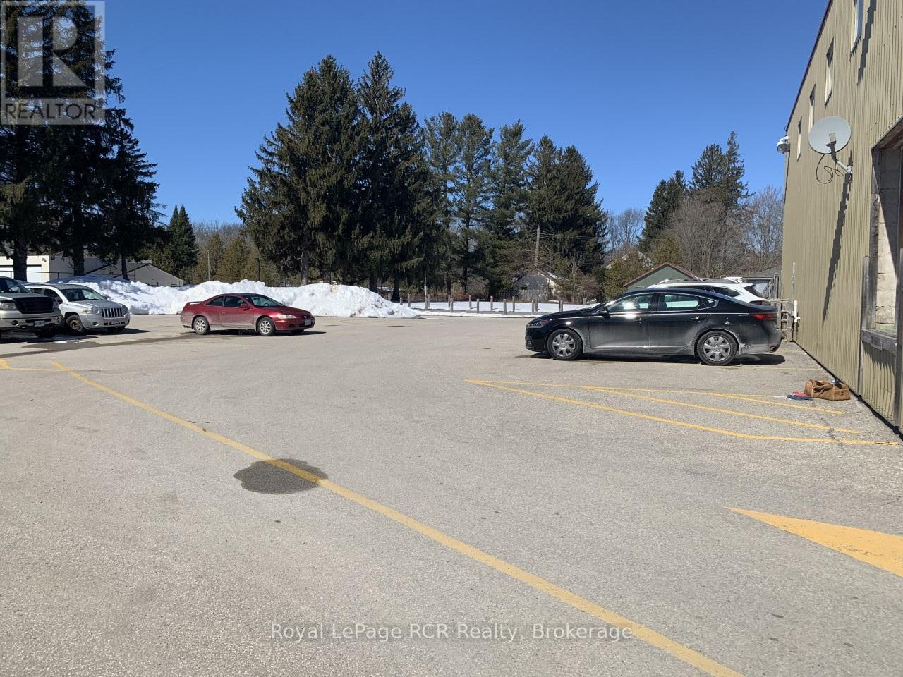 












1010 9TH AVENUE W

,
Georgian Bluffs,




Ontario
N4K2G0

