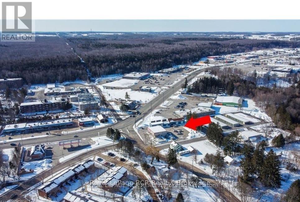 












1010 9TH AVENUE W

,
Georgian Bluffs,




Ontario
N4K2G0

