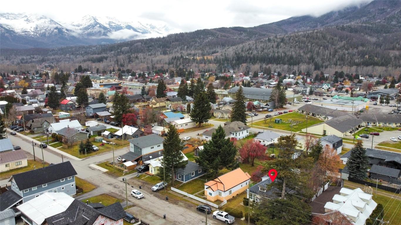 









1161


4th

Avenue,
Fernie,




BC
V0B 1M0

