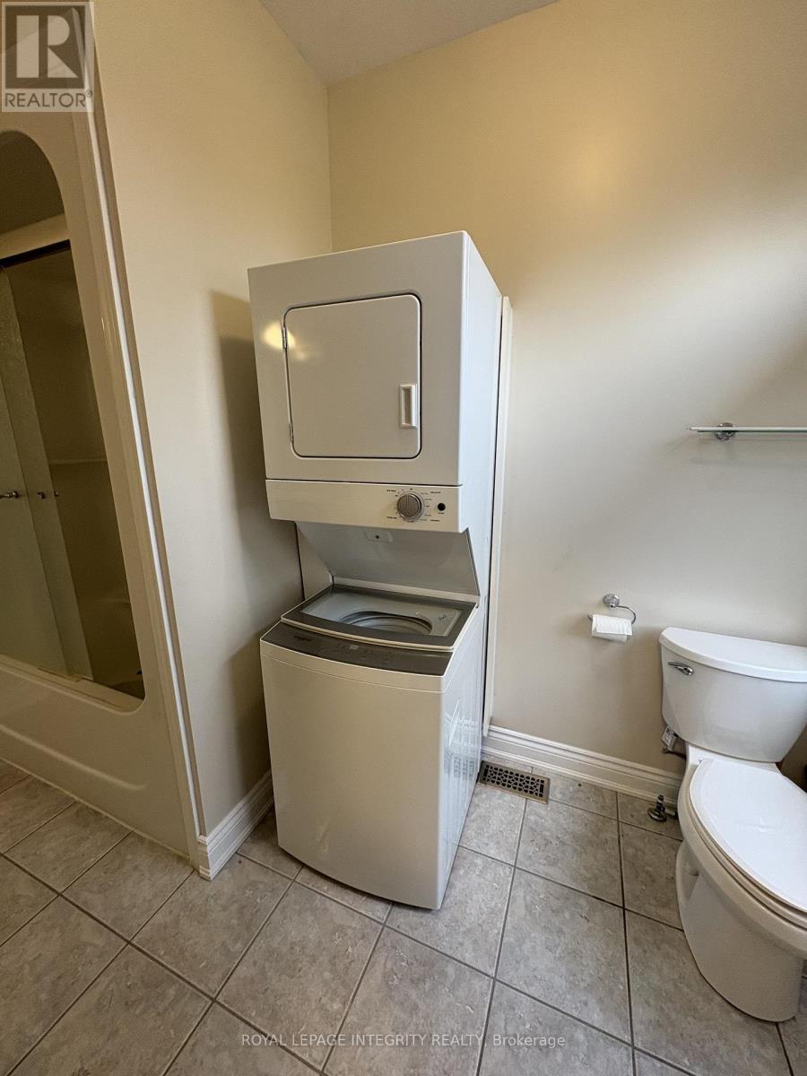 












APT - 600 CARACARA DRIVE

,
Ottawa,




Ontario
K4M0A1

