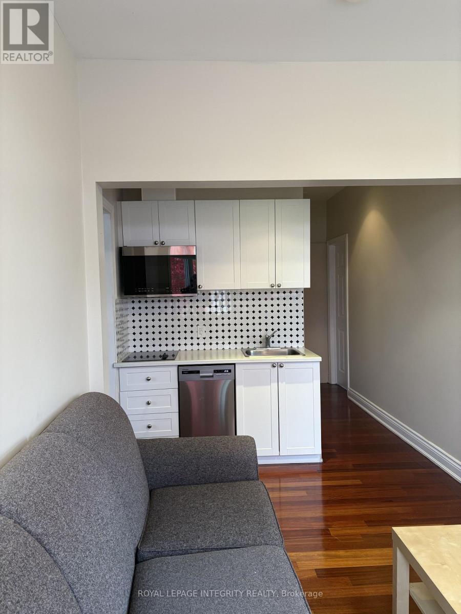 












APT - 600 CARACARA DRIVE

,
Ottawa,




Ontario
K4M0A1

