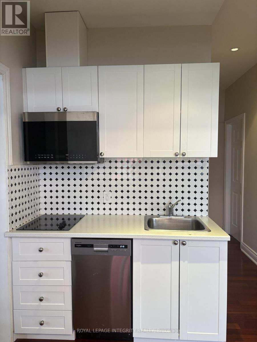 












APT - 600 CARACARA DRIVE

,
Ottawa,




Ontario
K4M0A1

