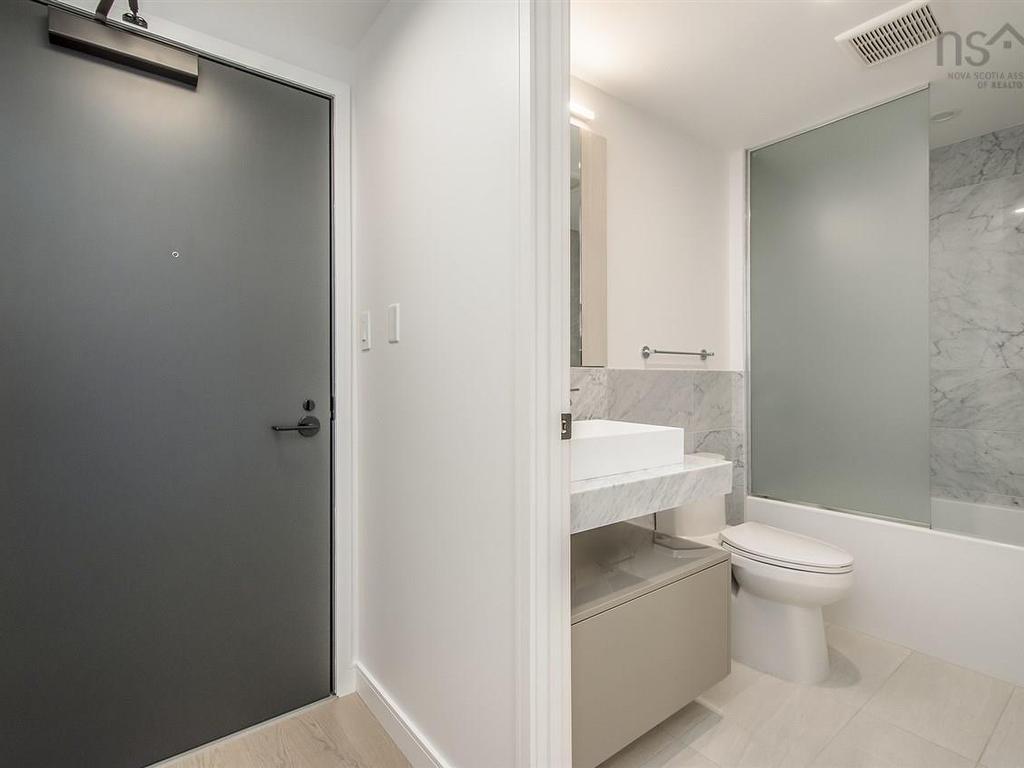 












902 1650 GRANVILLE Street

,
Halifax,




NS
B3J 0E1

