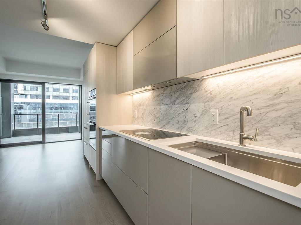 












902 1650 GRANVILLE Street

,
Halifax,




NS
B3J 0E1

