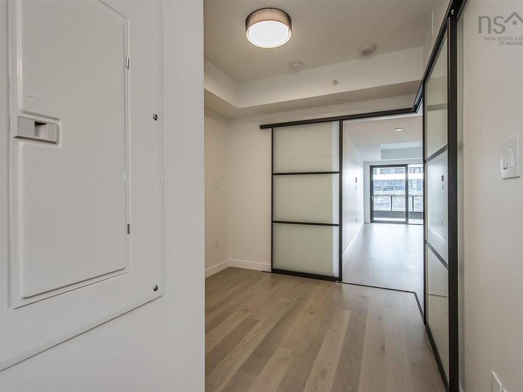 












902 1650 GRANVILLE Street

,
Halifax,




NS
B3J 0E1

