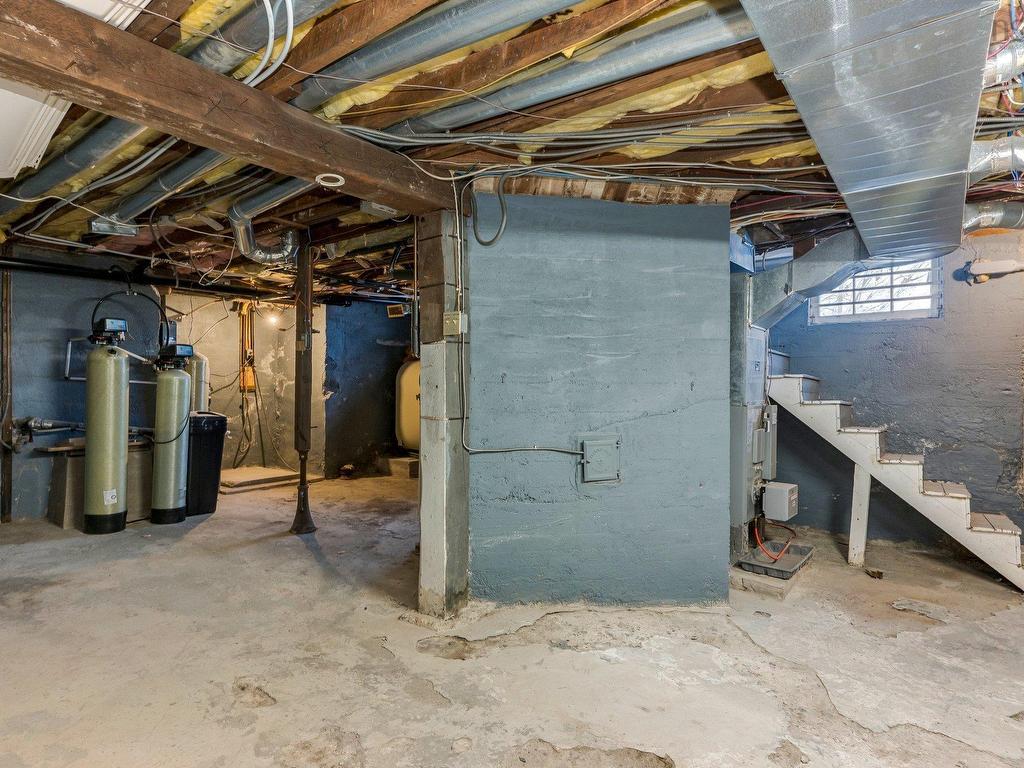 












44 DAKIN Drive

,
Halifax,




NS
B3M 2C9

