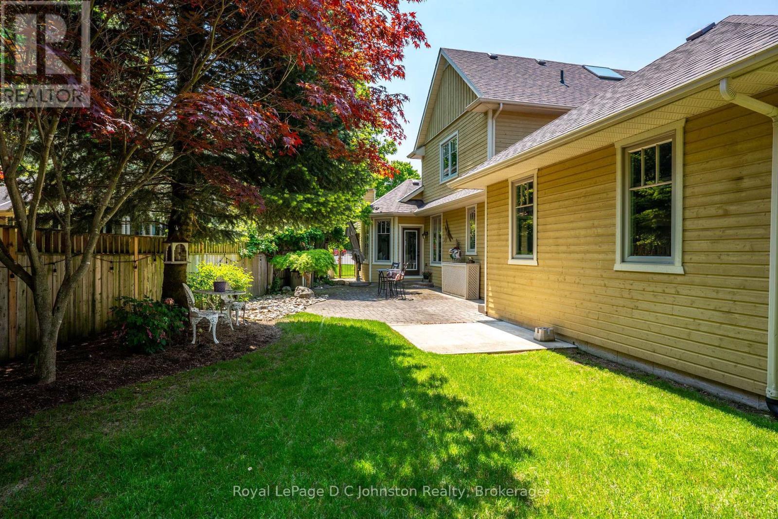 












830 MILL RIDGE COURT

,
Saugeen Shores,




Ontario
N0H2C4

