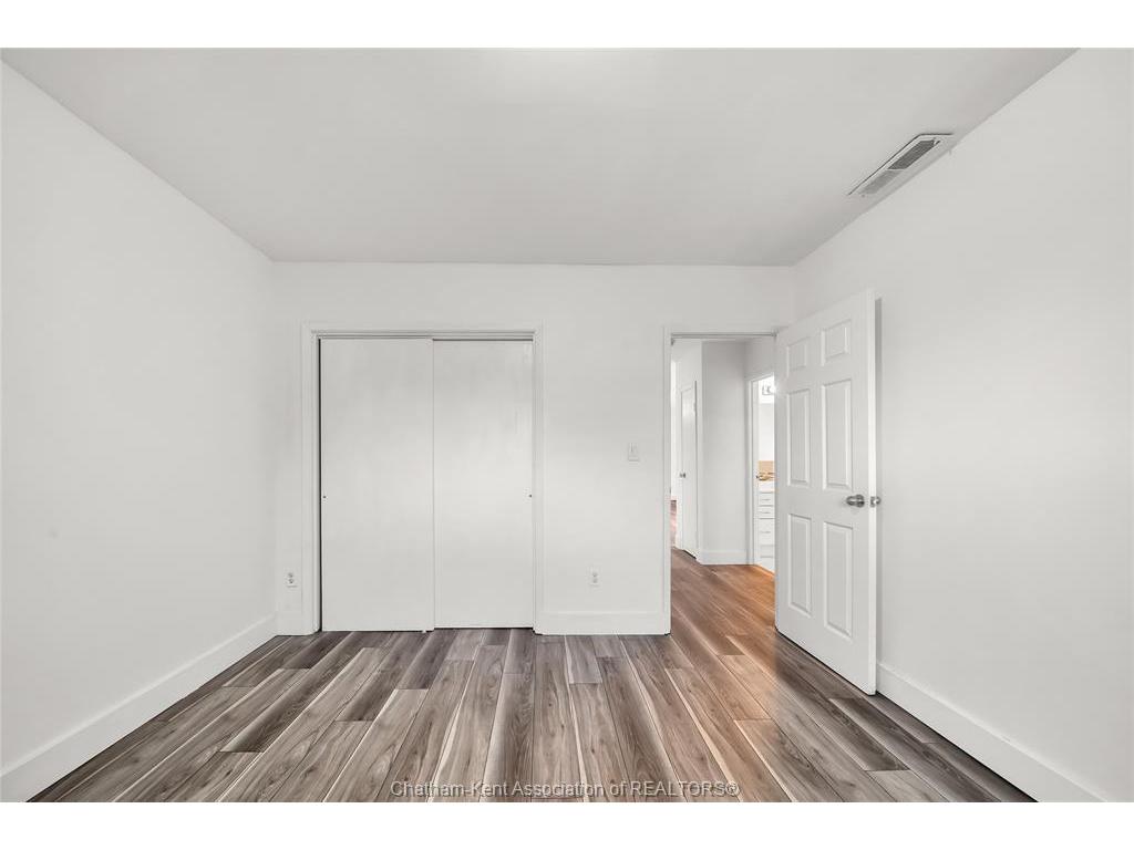 









25


Orchard Heights

Drive, 5,
Chatham,




ON
N7M 3G5

