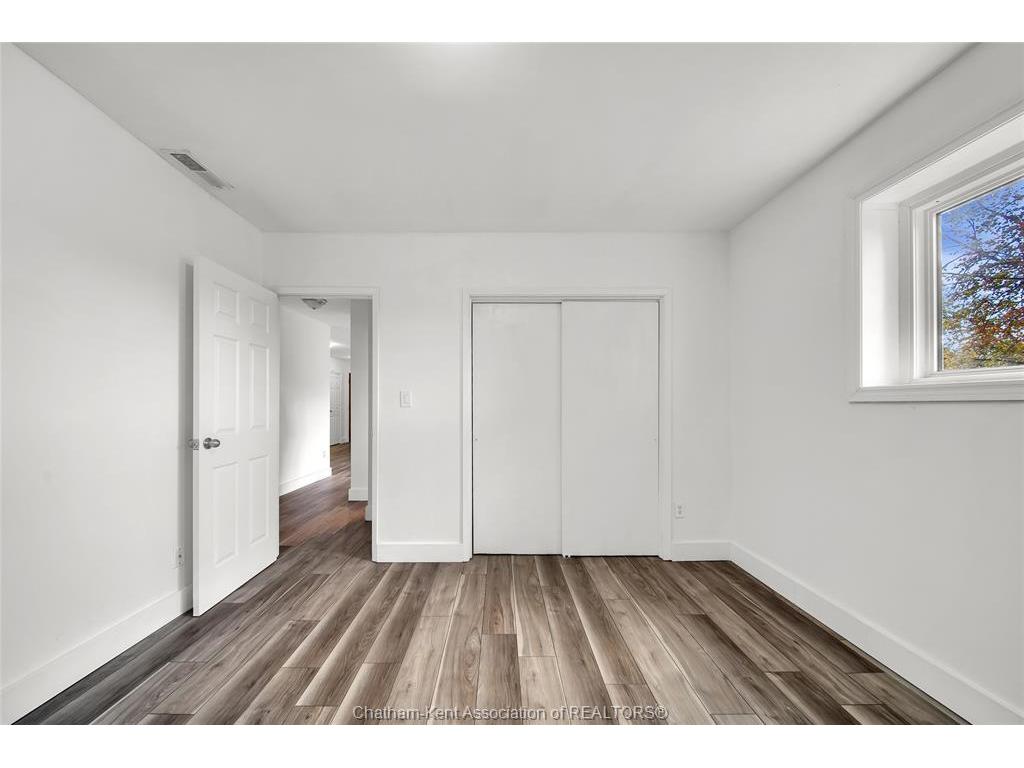 









25


Orchard Heights

Drive, 5,
Chatham,




ON
N7M 3G5

