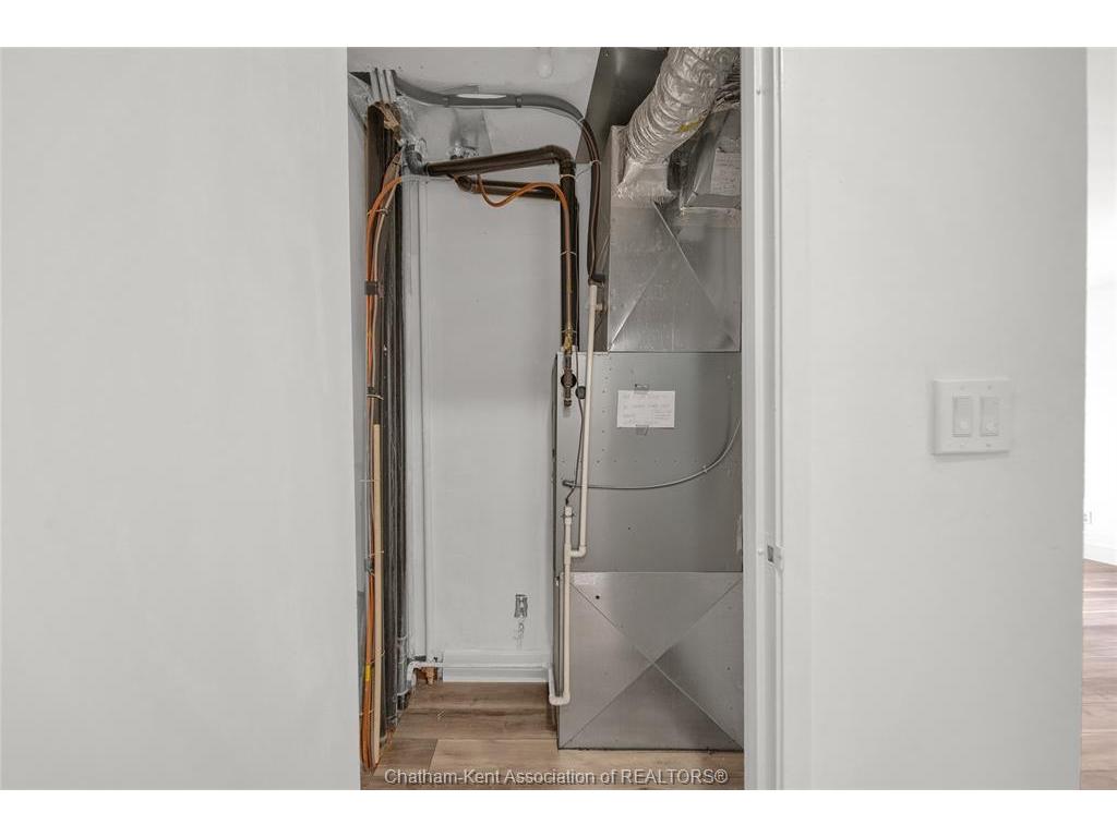 









25


Orchard Heights

Drive, 5,
Chatham,




ON
N7M 3G5

